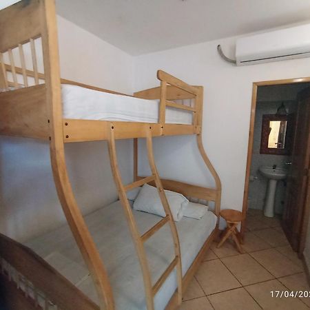 Hostal Yaku Montañita エクステリア 写真