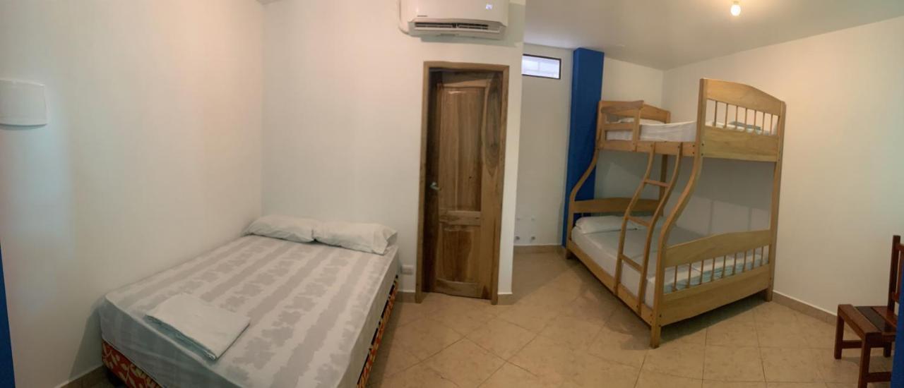 Hostal Yaku Montañita エクステリア 写真
