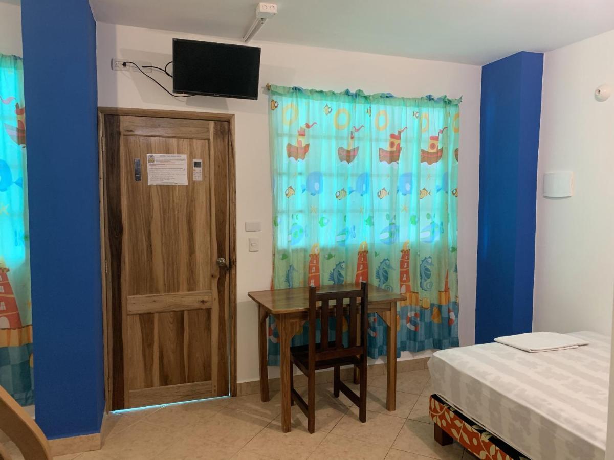 Hostal Yaku Montañita エクステリア 写真