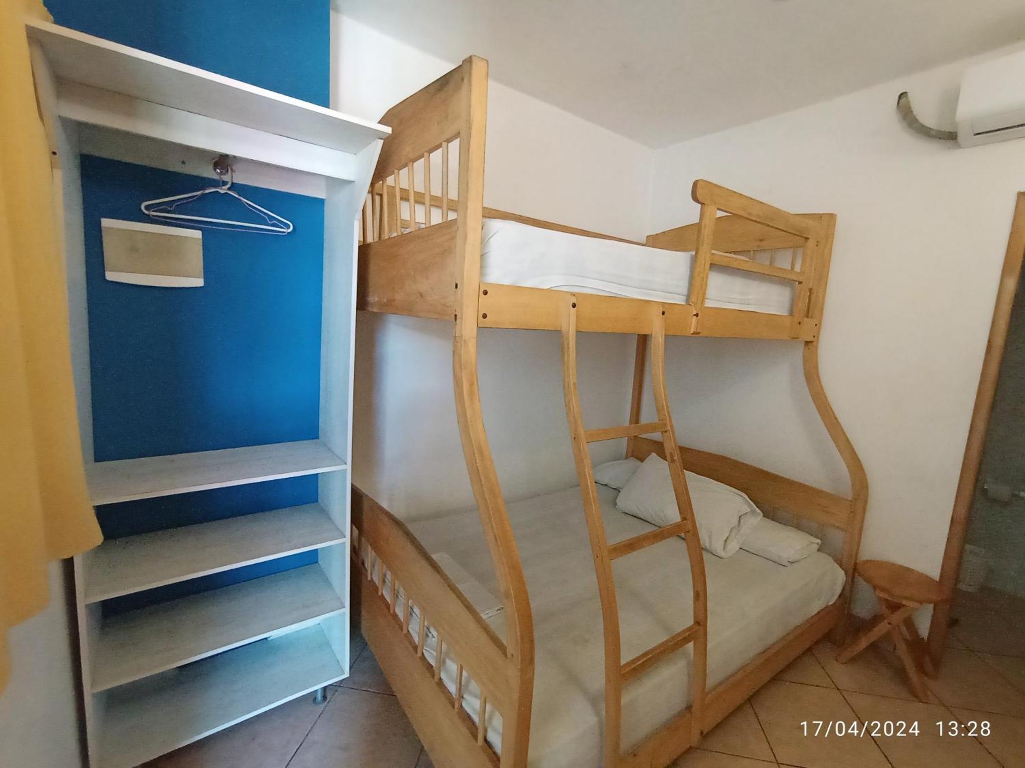 Hostal Yaku Montañita エクステリア 写真