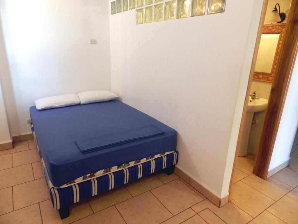 Hostal Yaku Montañita 部屋 写真