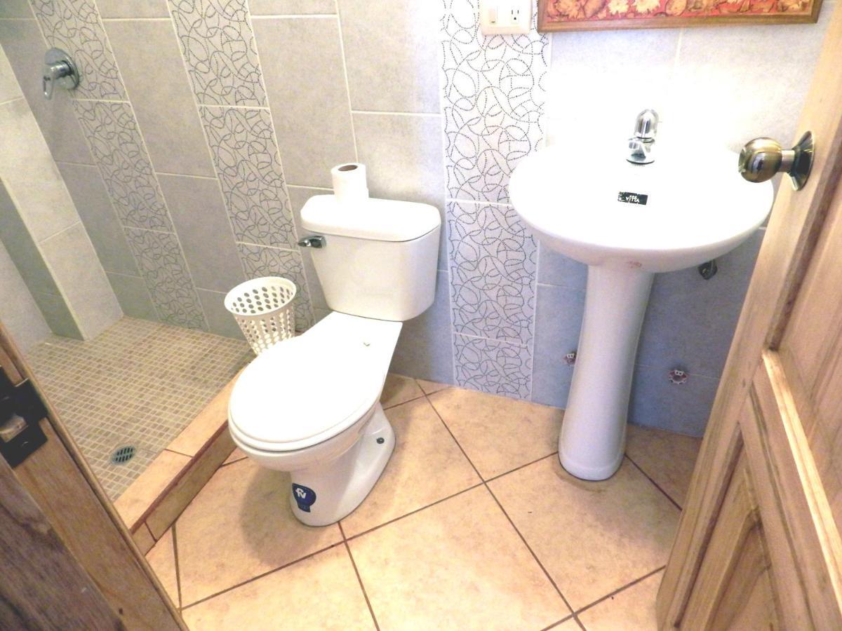 Hostal Yaku Montañita エクステリア 写真